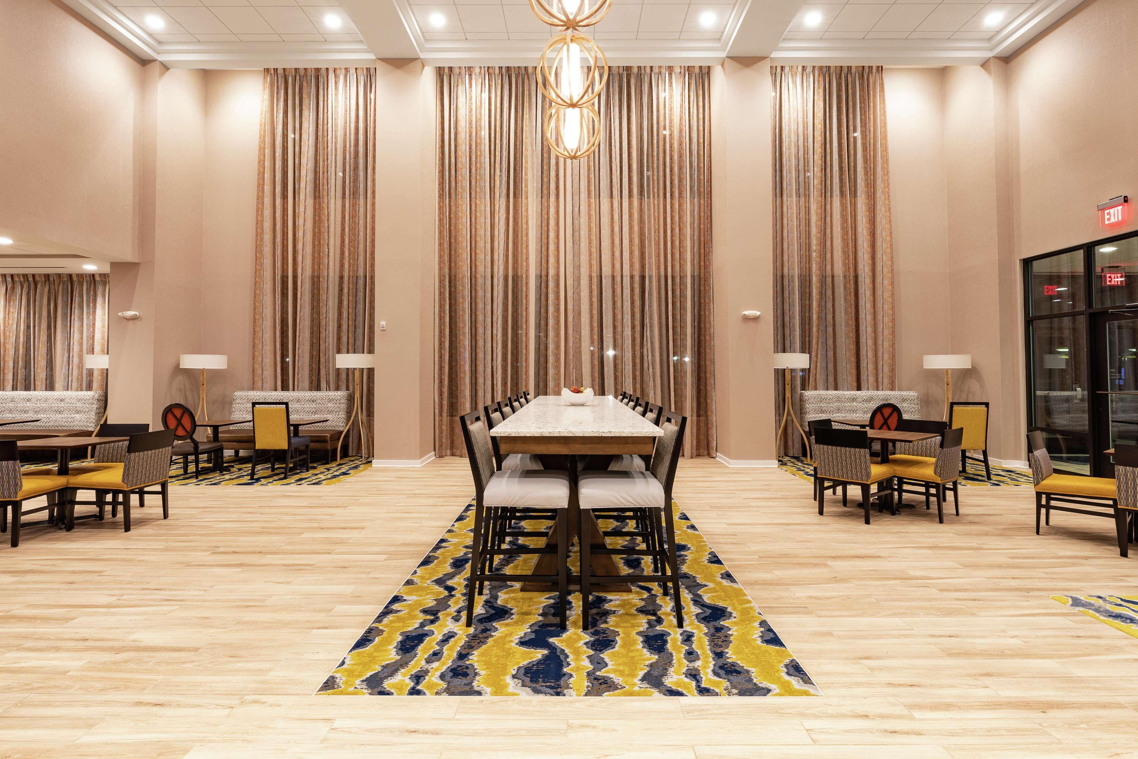 Hampton Inn & Suites By Hilton-Columbia Killian Road מראה חיצוני תמונה