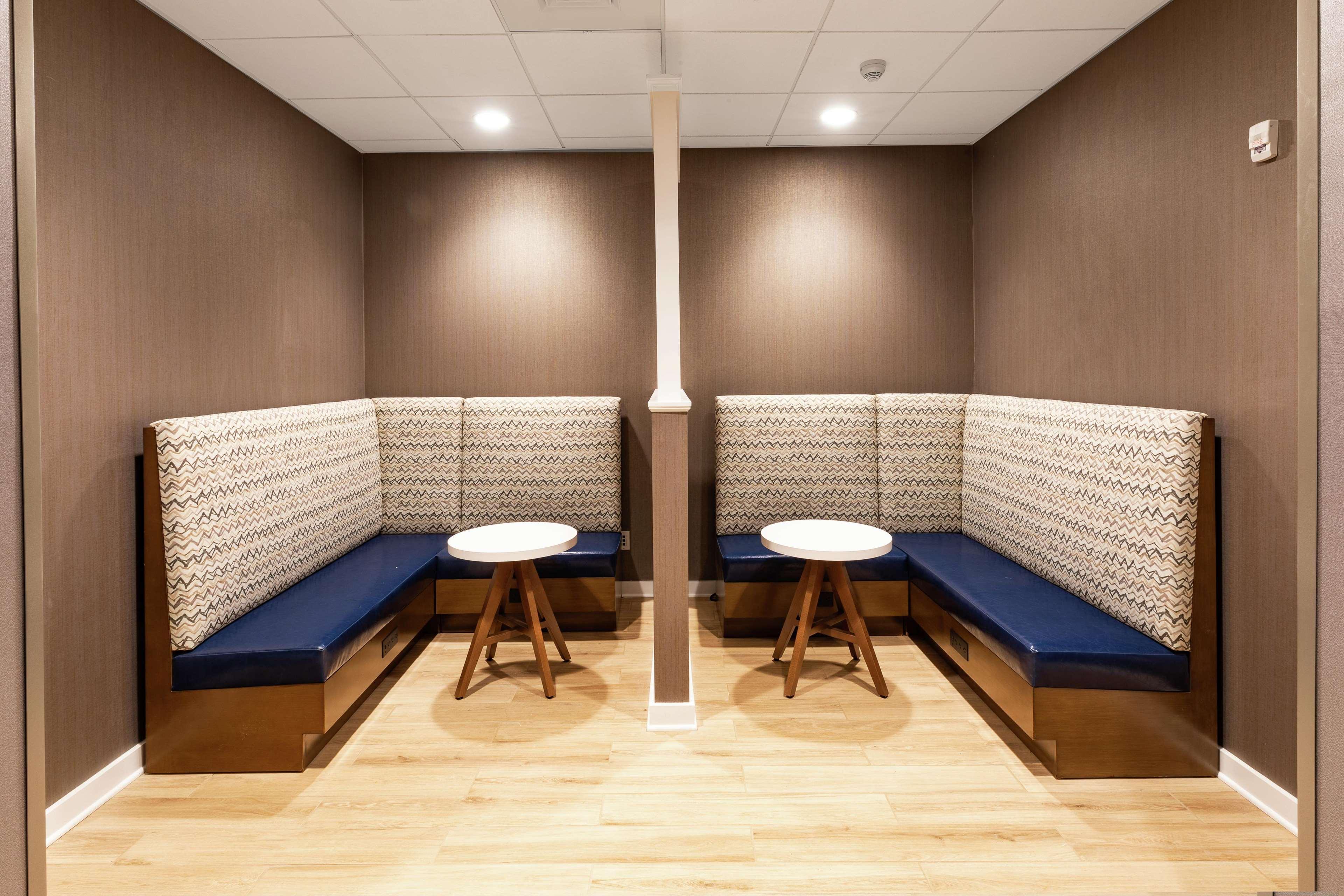 Hampton Inn & Suites By Hilton-Columbia Killian Road מראה חיצוני תמונה